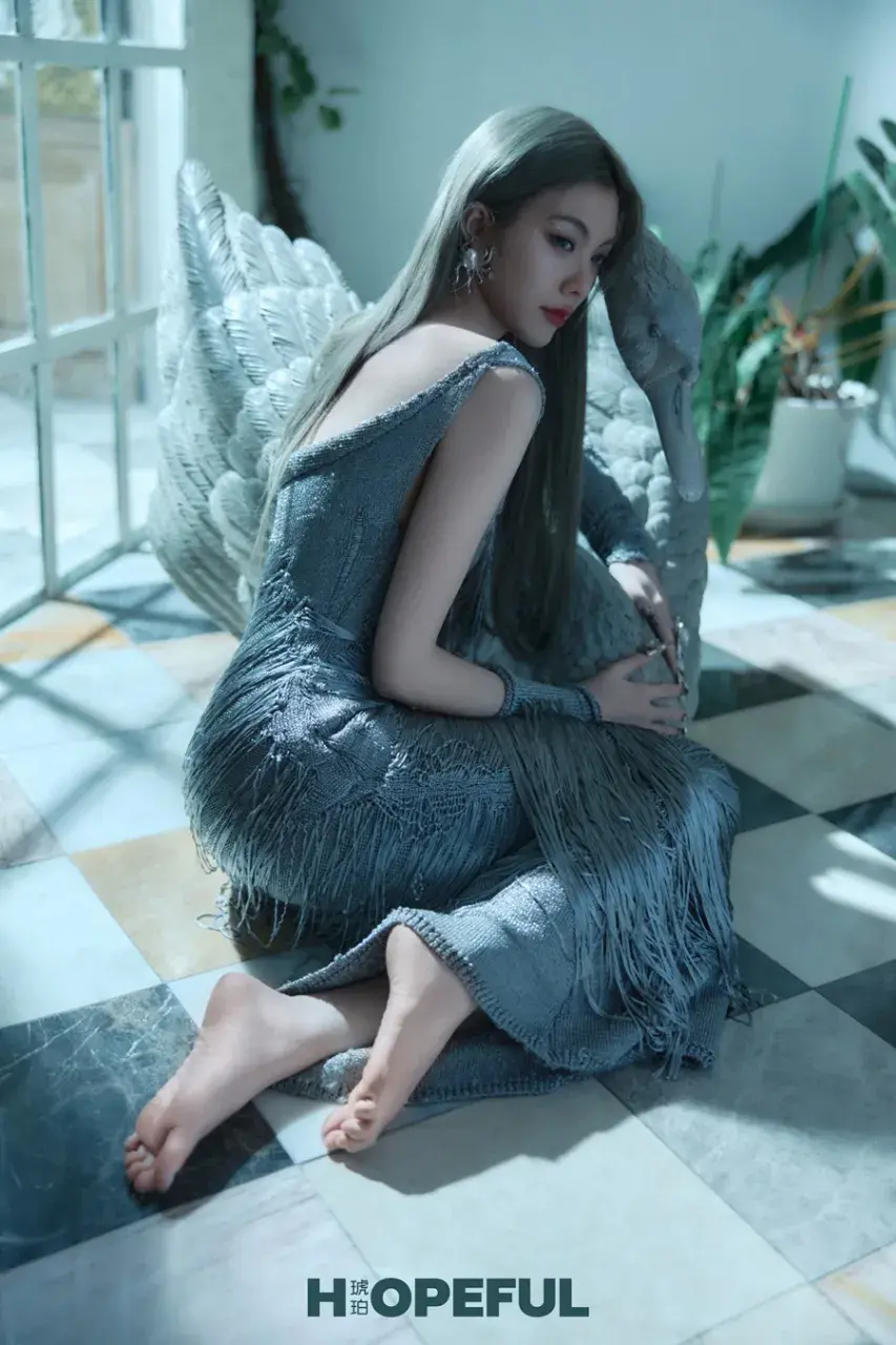 ออม-กรณ์นภัส @ HOPEFUL China June 2025