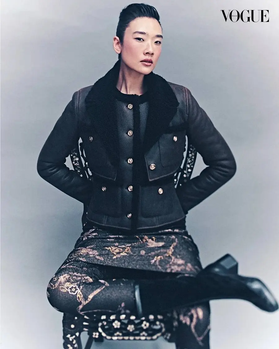 ออกแบบ-ชุติมณฑน์ @ VOGUE Thailand July 2025