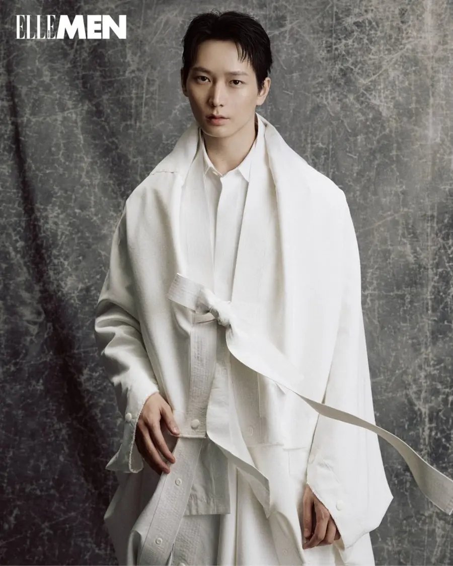 ไอซ์ซึ&ndash;ณัฐรัตน์ @ ELLE MEN Thailand July 2025