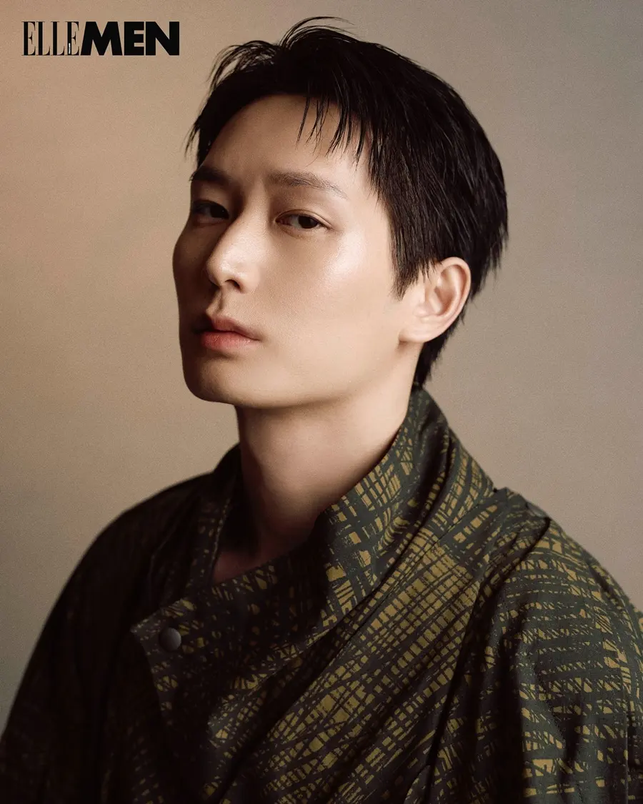 ไอซ์ซึ&ndash;ณัฐรัตน์ @ ELLE MEN Thailand July 2025