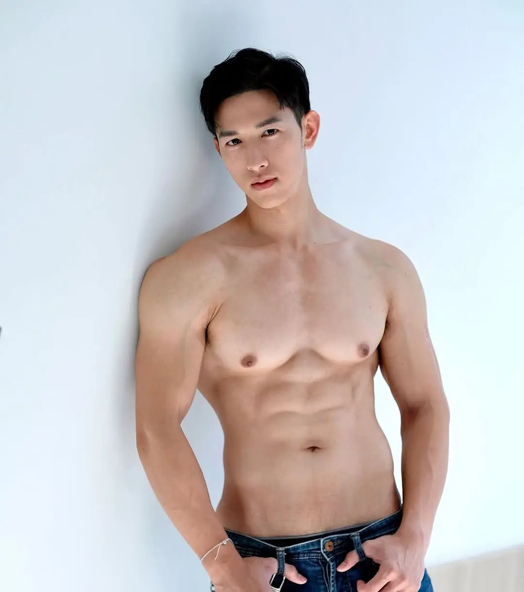 Cool GUY : Prawanwith Sirisukpokar