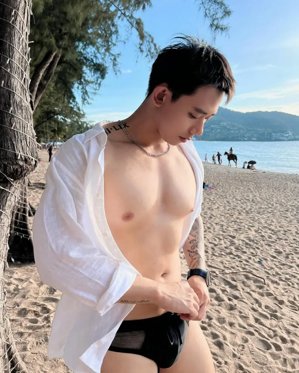 Social Media Influencers : คูมปลาวาฬ