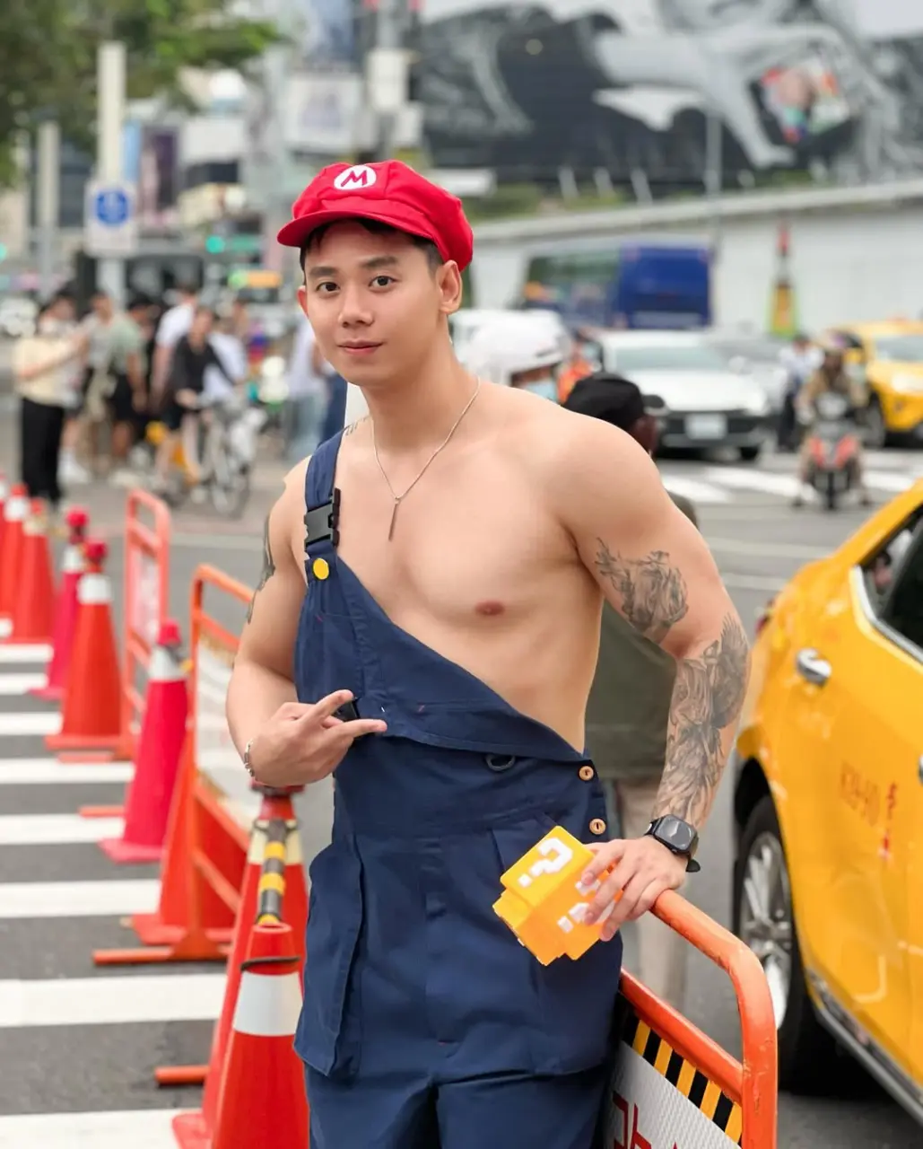 Social Media Influencers : คูมปลาวาฬ