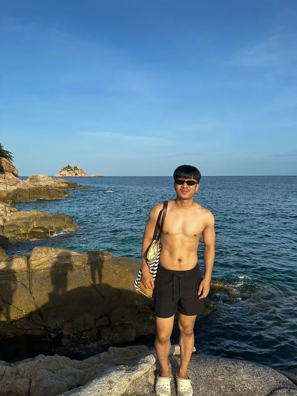 อมก่อนที่เธอจะเลีย
