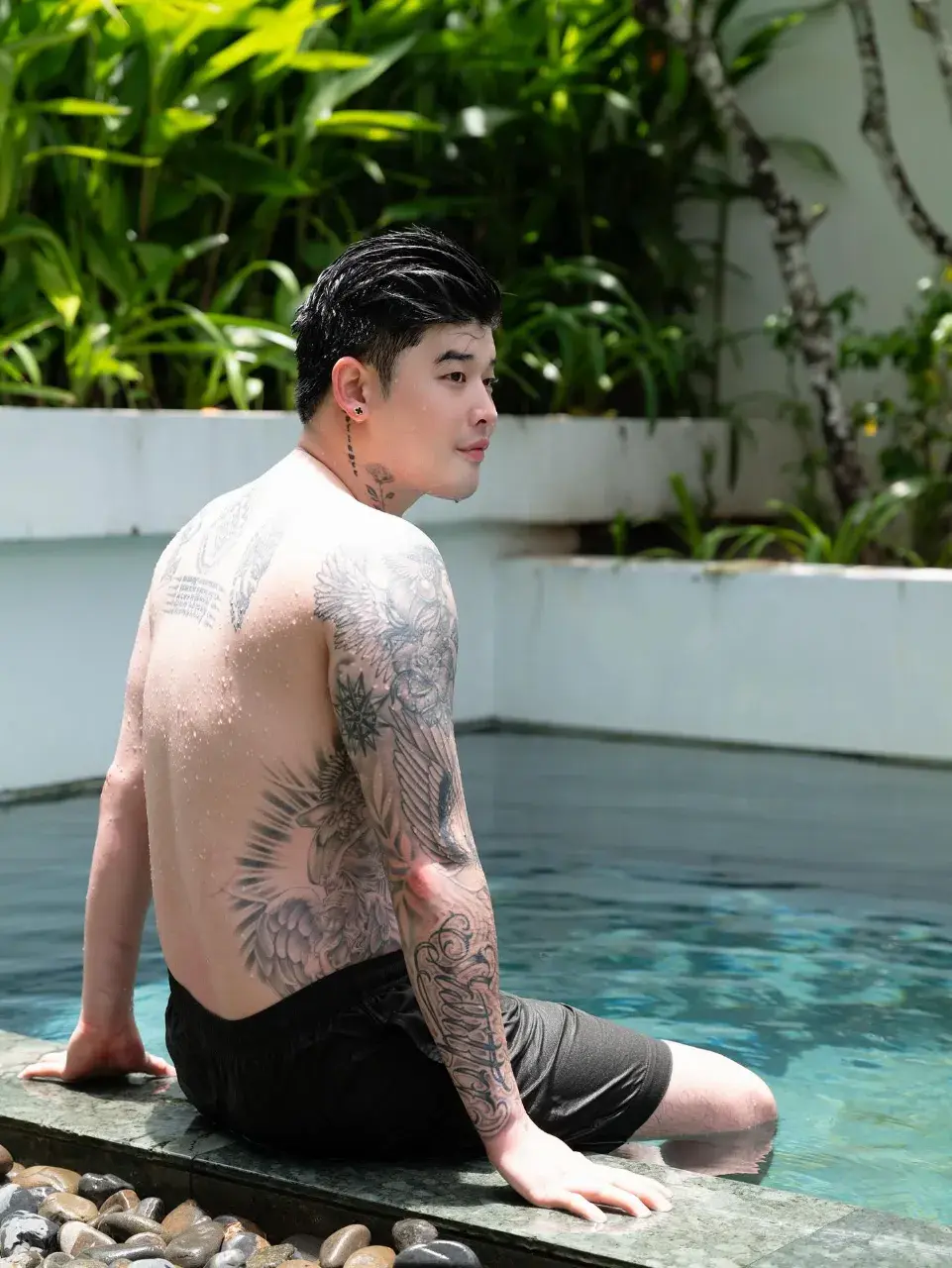 ทำน้ำไหลออกกระฉอกเลย