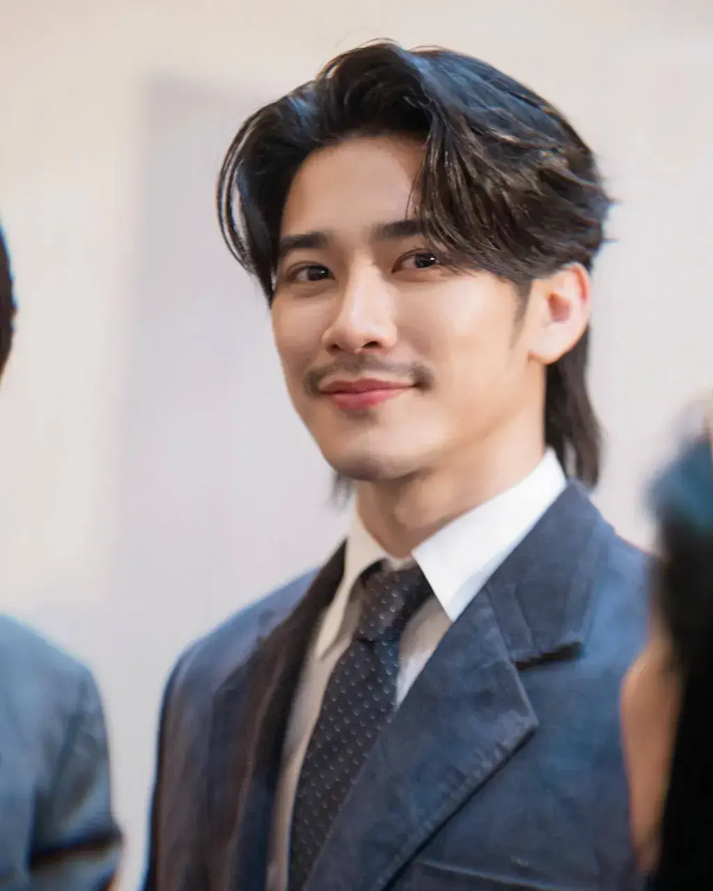 หนุ่มเจ้าเสน่ห์