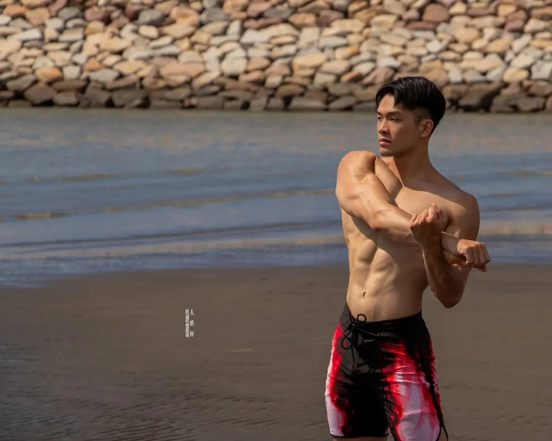 Cool GUY : 簡嘉宏