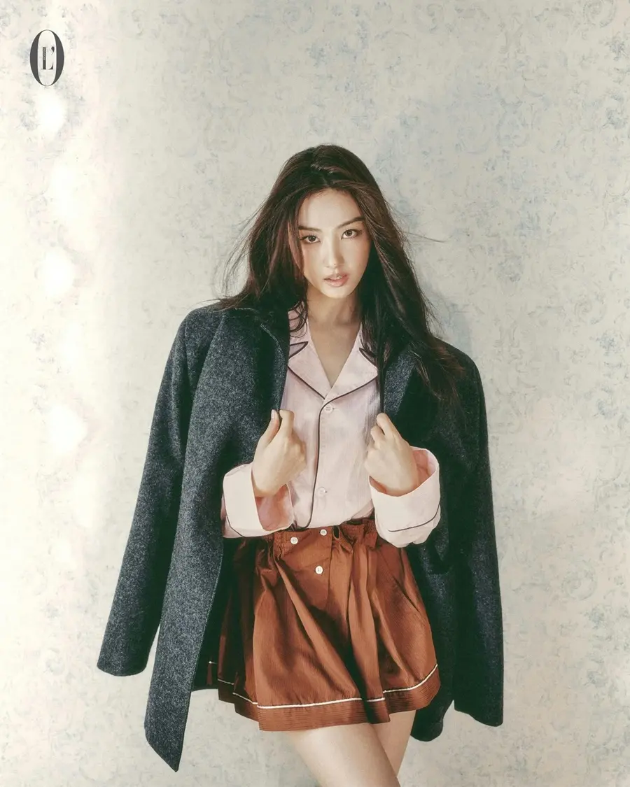 (MEOVV) Gawon @ L'OFFICIEL Singapore September 2025