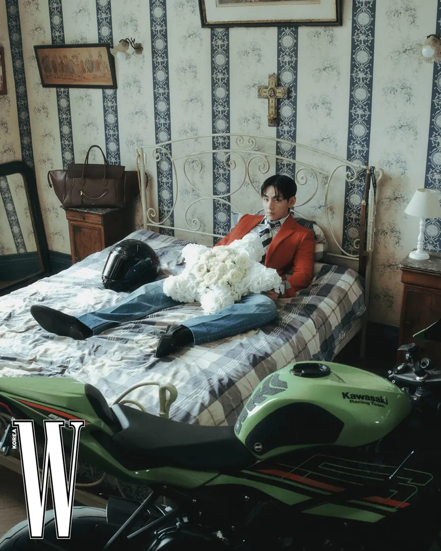 V @ W Korea September 2025