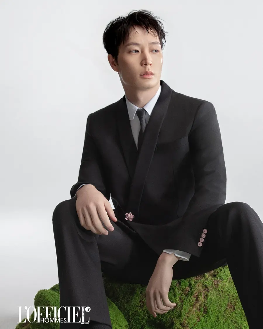 ไอซ์ซึ-ณัฐรัตน์ @ L&rsquo;OFFICIEL HOMMES Thailand August 2025