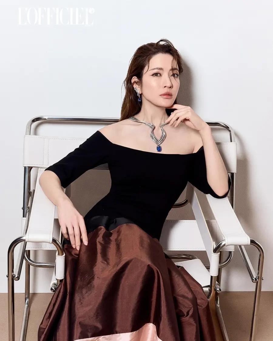 แอฟ-ทักษอร @ L&rsquo;OFFICIEL Thailand August 2025