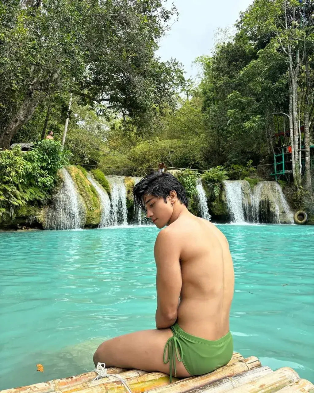 อยากไปเที่ยวน้ำตก