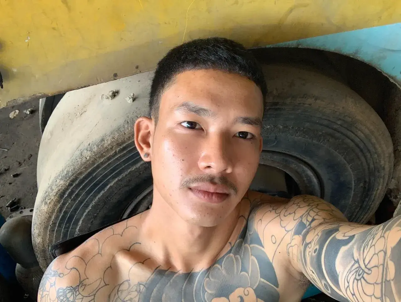 พร้อมโดนกระแทก