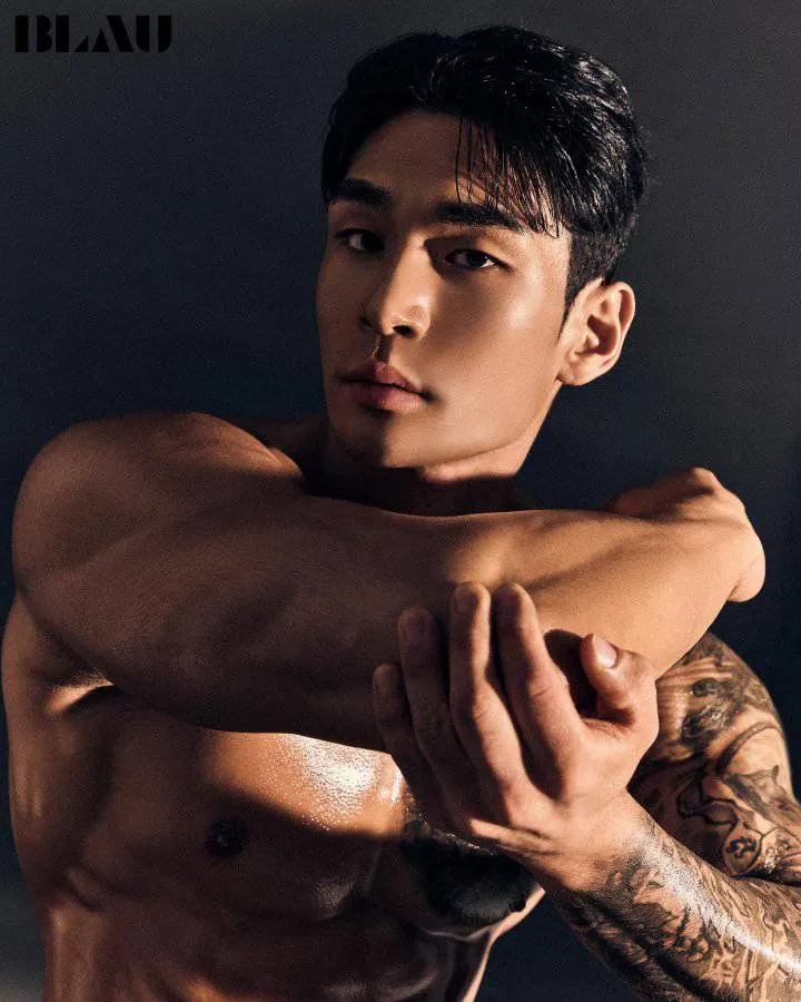 หนุ่มเกาหลีงานดี มีวาร์ป ( IG : zin___zero )
