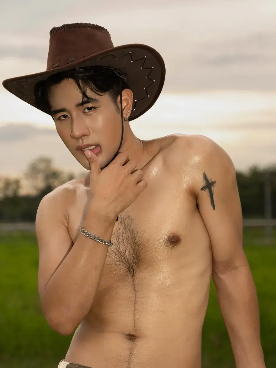 ดึกๆพี่คึกจัด