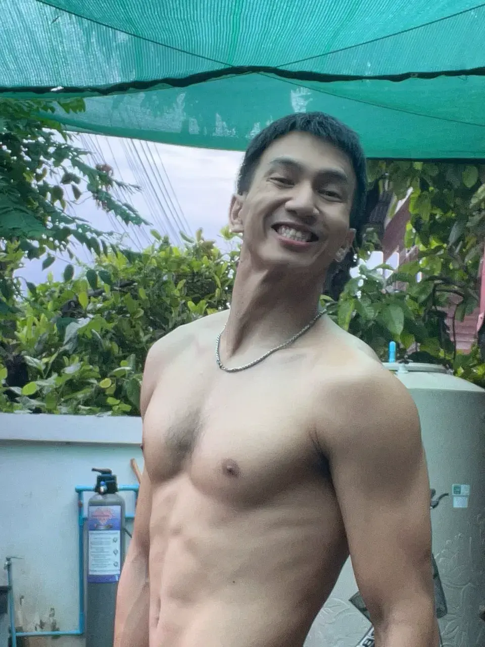 ส่องรักให้เสียเหงื่อ