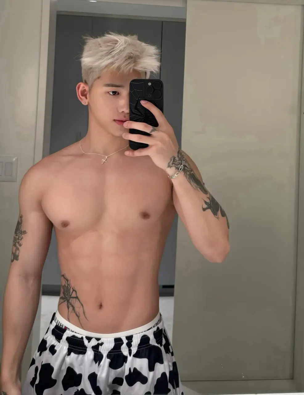 Cool GUY : Toando