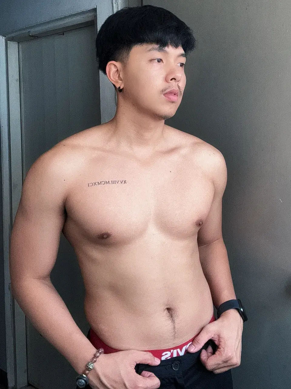 แฉะแล้วเคยอม