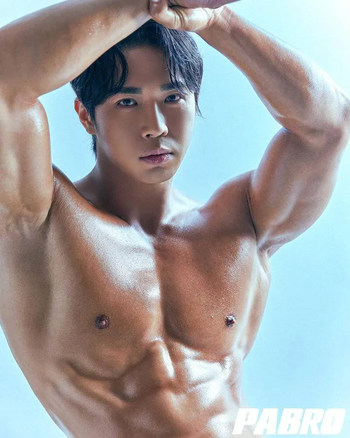 หนุ่มเกาหลีงานดี มีวาร์ป ( IG : yudonghoon_ )