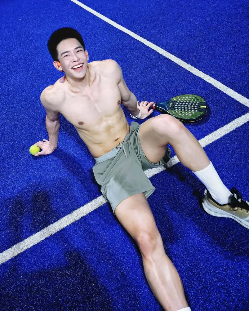 Cool GUY : Jirateep Hongrattanakorn