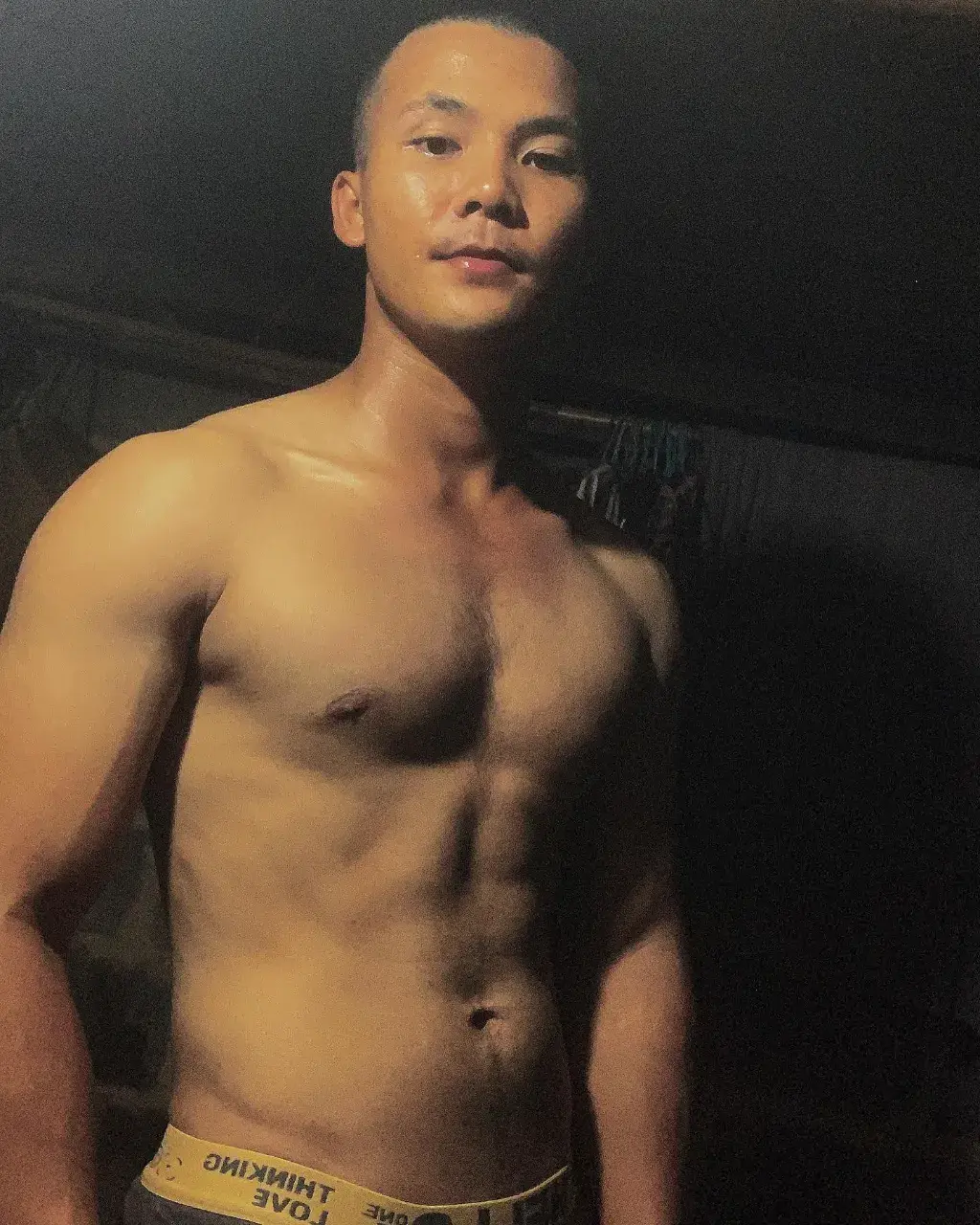 เสพเธอให้ฉ่ำปอด
