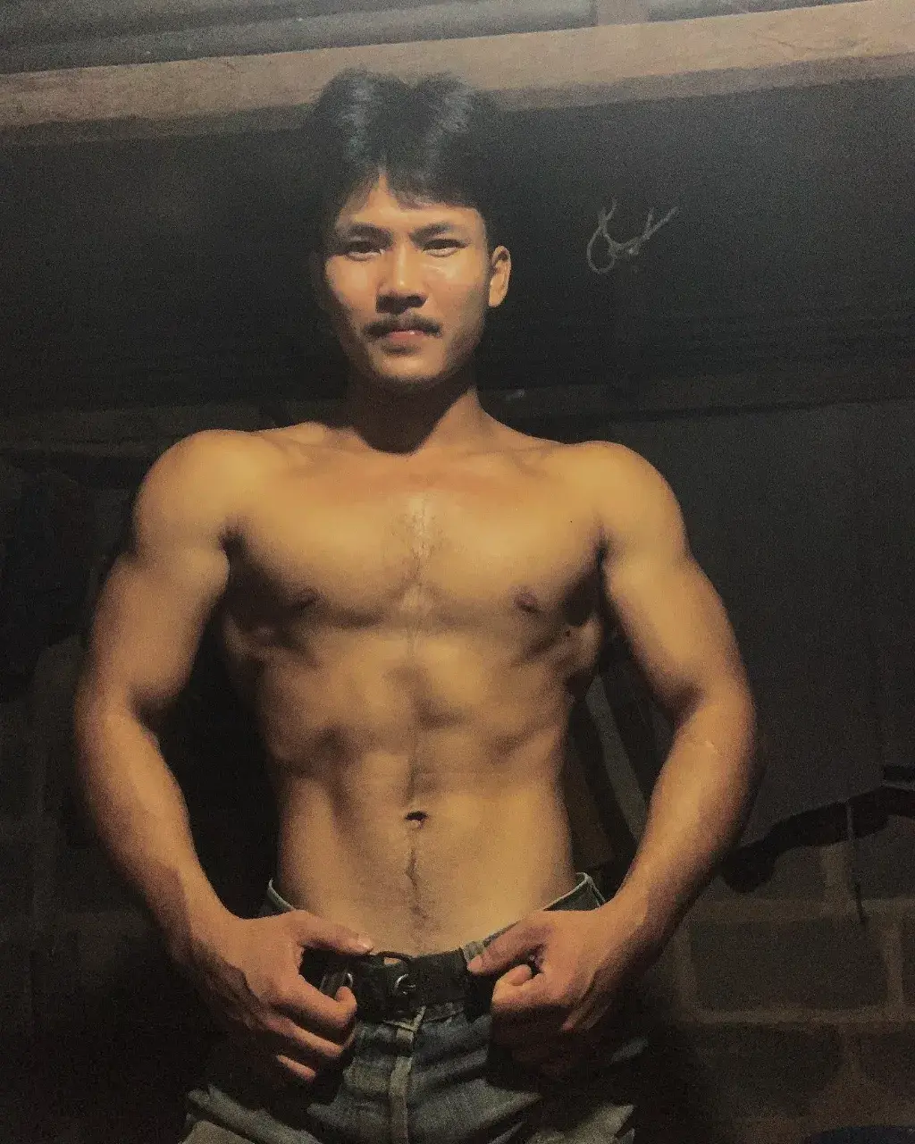 เสพเธอให้ฉ่ำปอด