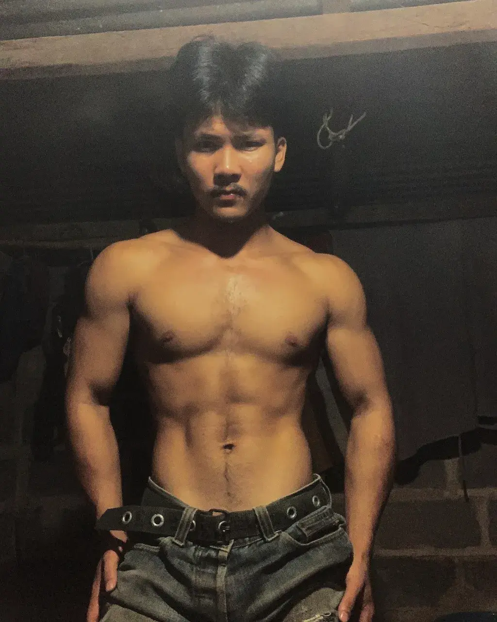 เสพเธอให้ฉ่ำปอด