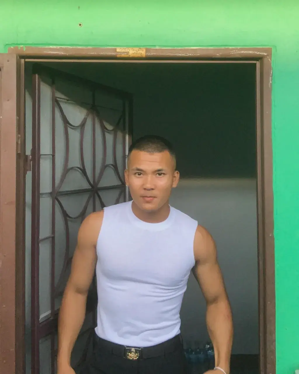 เสพเธอให้ฉ่ำปอด