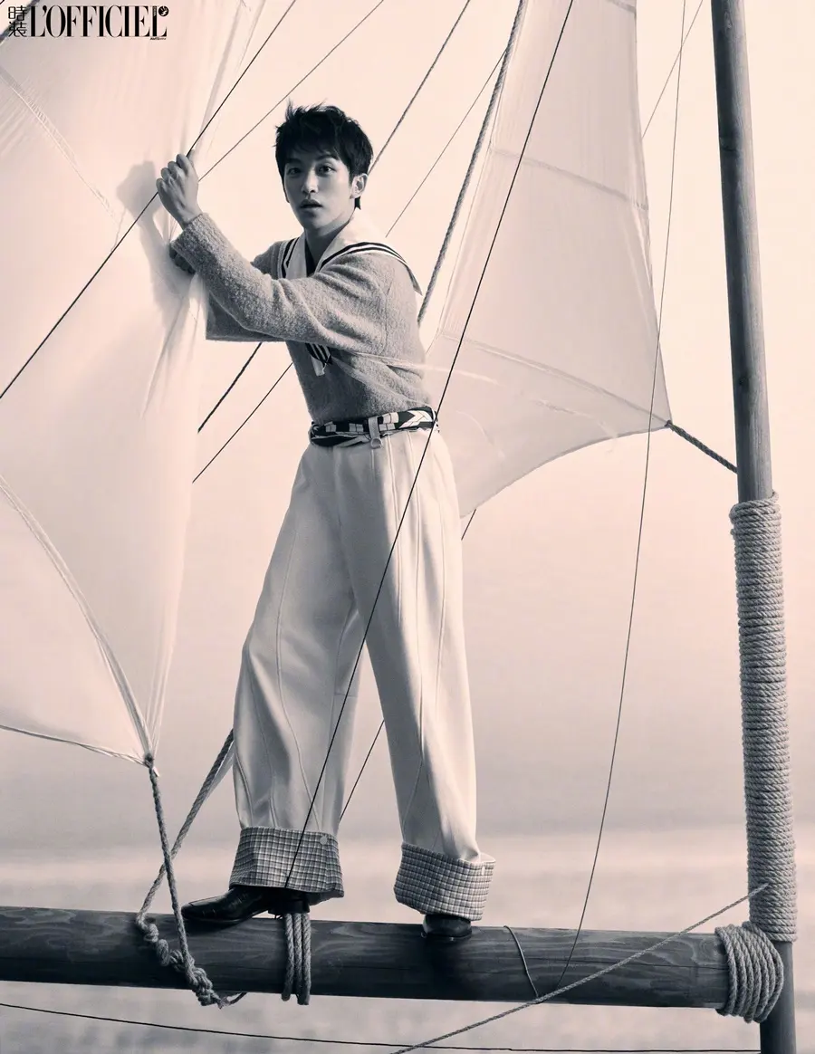 Huang Zihongfan @ L&rsquo;OFFICIEL China August 2025