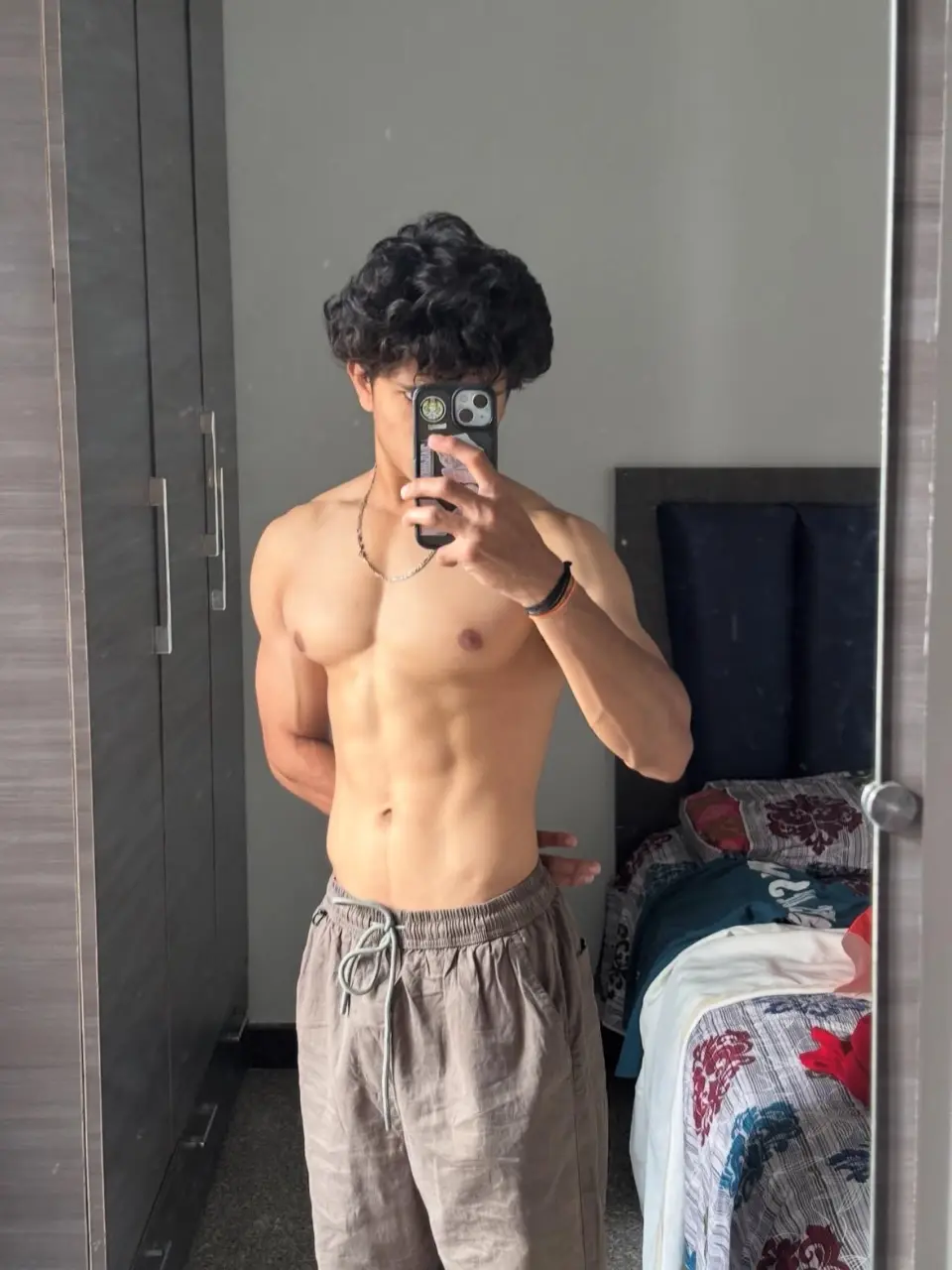 ถอดโชว์เรือนร่าง 2948