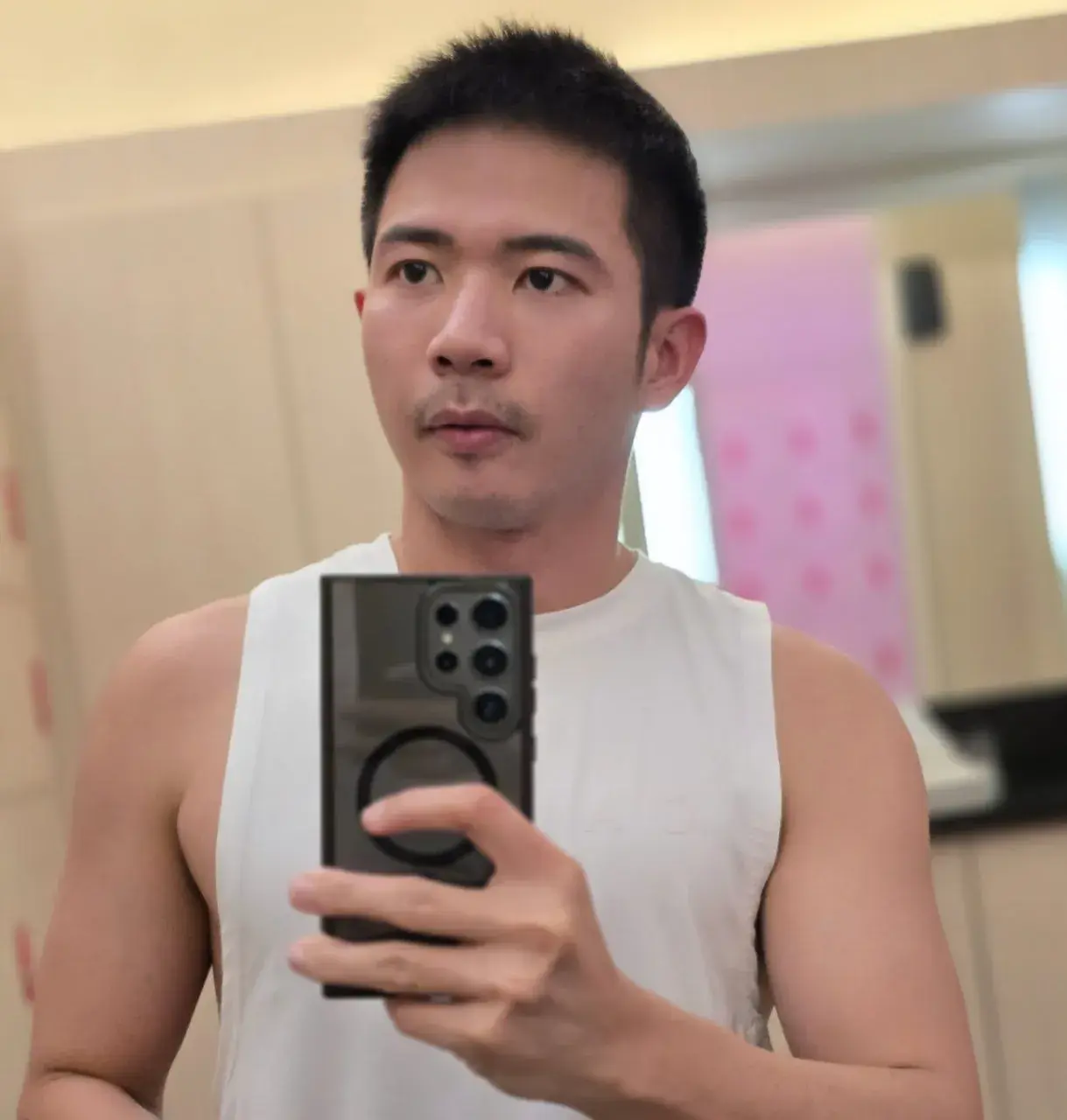 เลียแล้วให้มิด