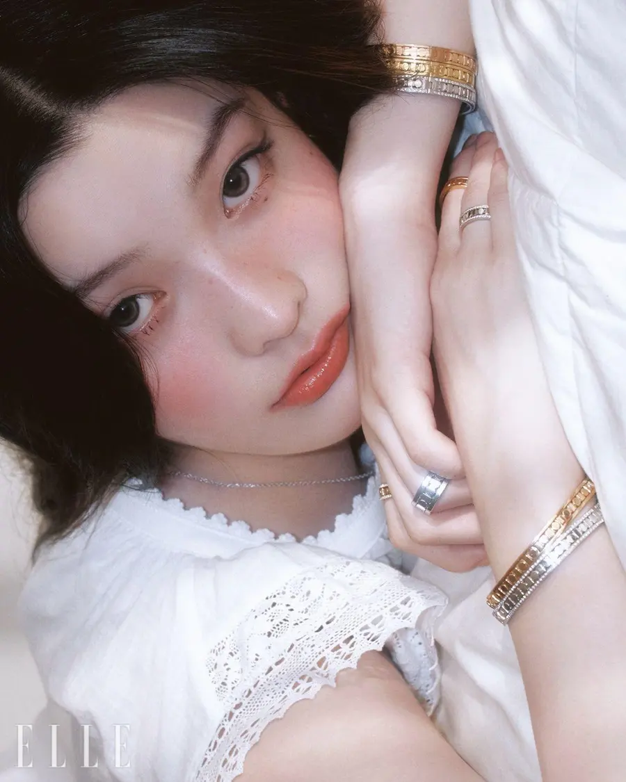 ILLIT @ ELLE Korea September 2025