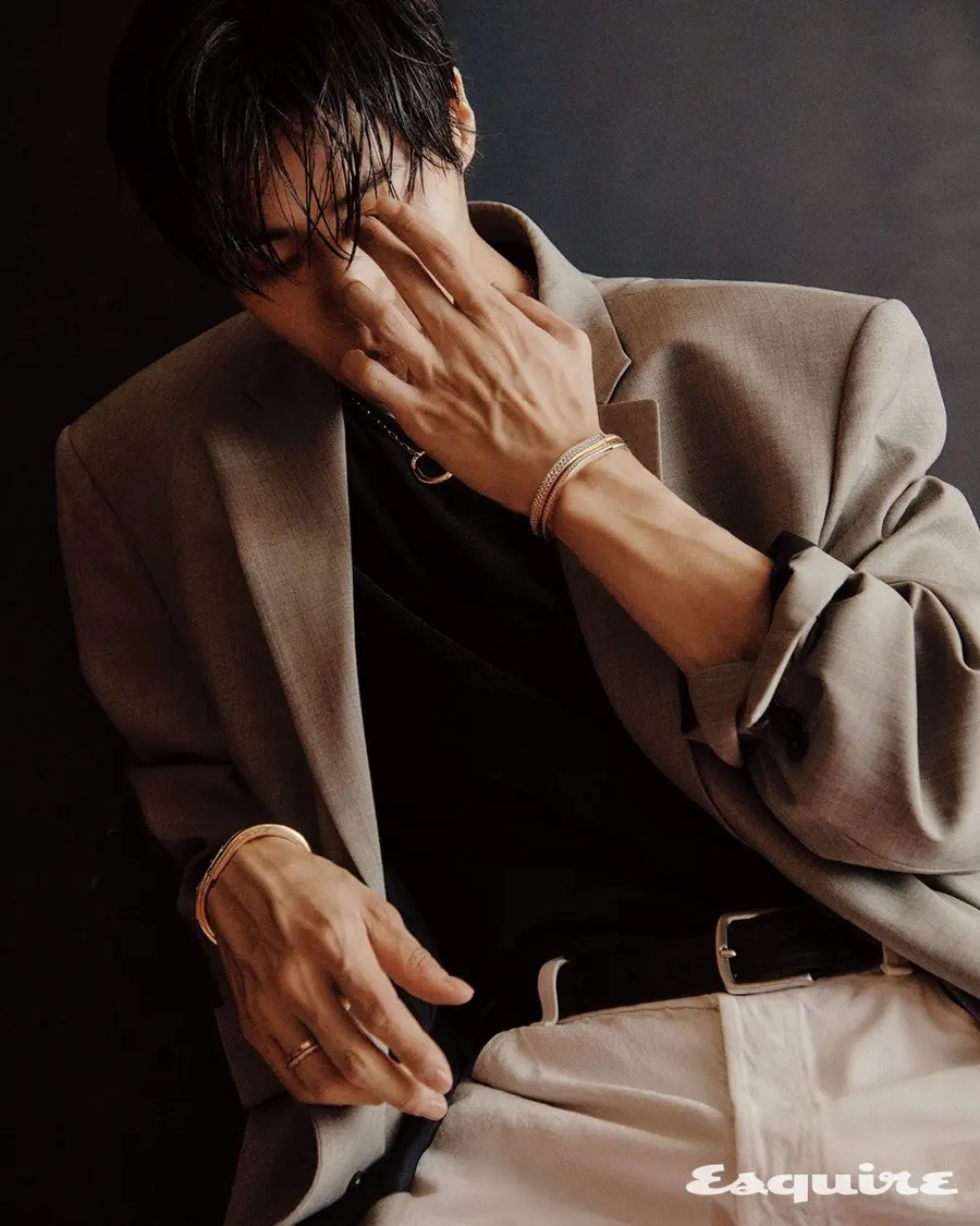 Choo Young woo @ Esquire Korea October 2025