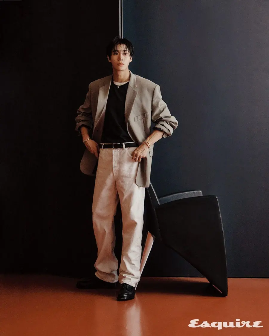 Choo Young woo @ Esquire Korea October 2025