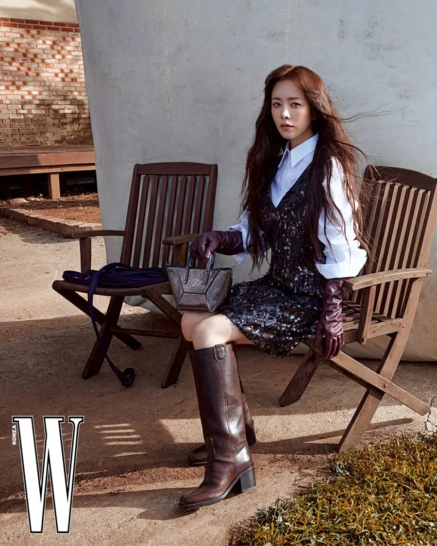 Han Ji min @ W Korea October 2025