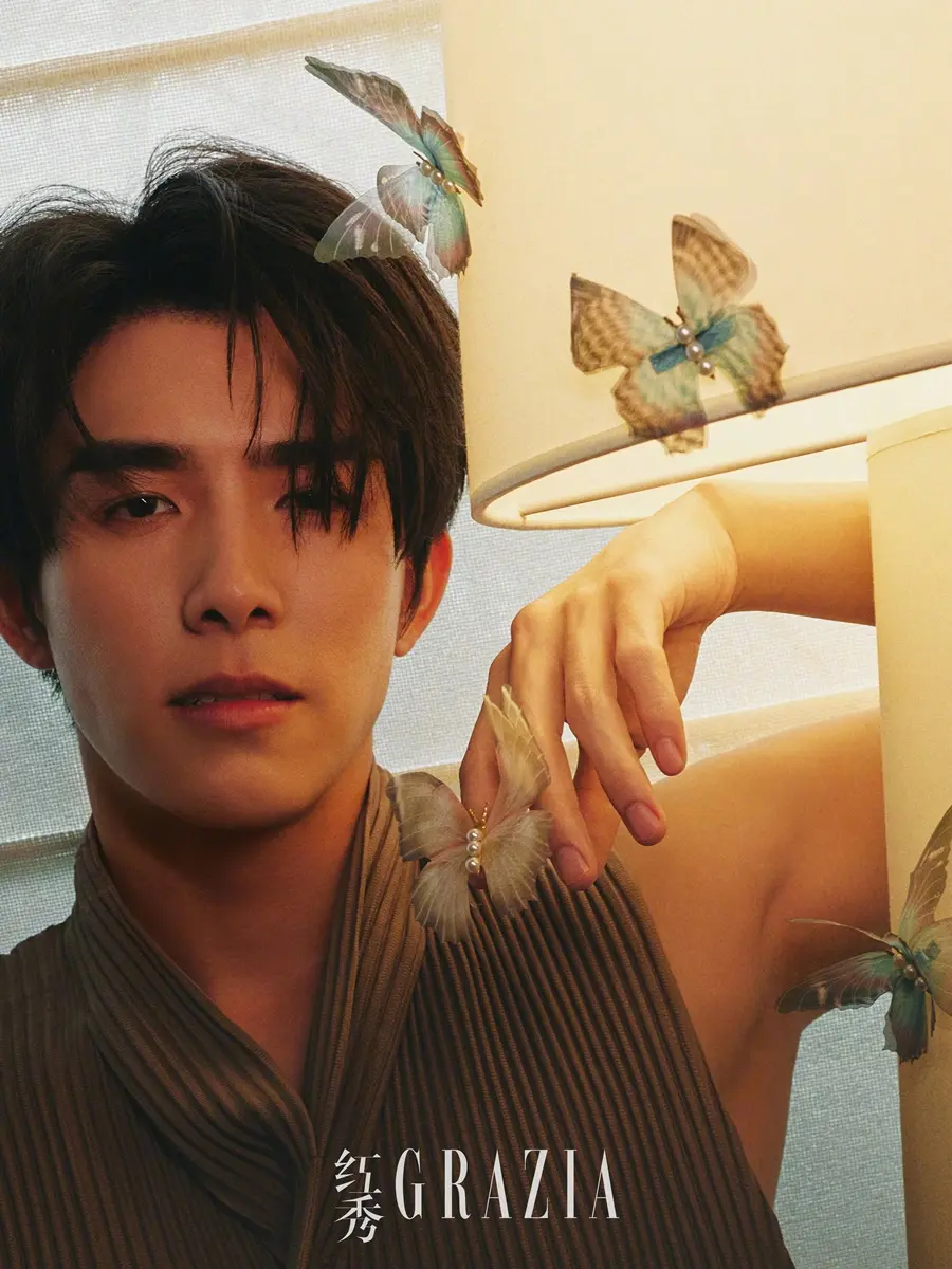 บูม รวีวิชญ์ @ GRAZIA China September 2025