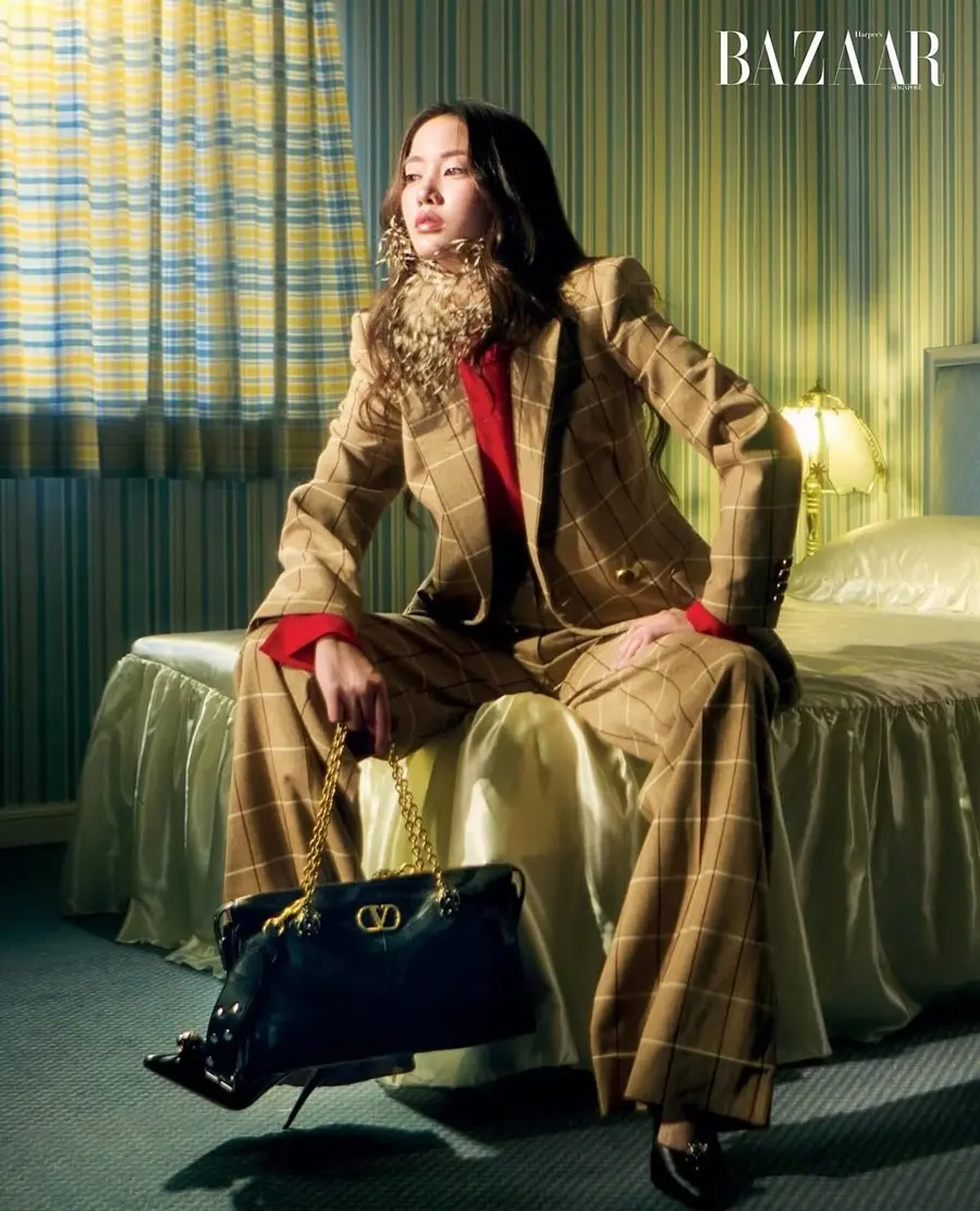 ฟรีน สโรชา @ Harper's BAZAAR Singapore September 2025