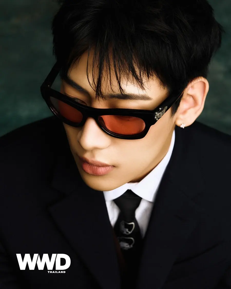 แบมแบม กันต์พิมุกต์ @ WWD Thailand October 2025