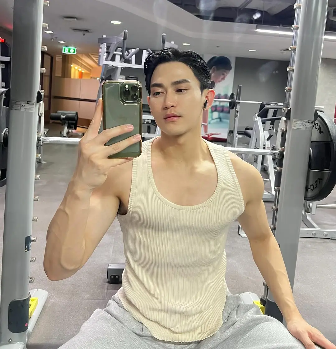 Cool GUY : LEO KIM