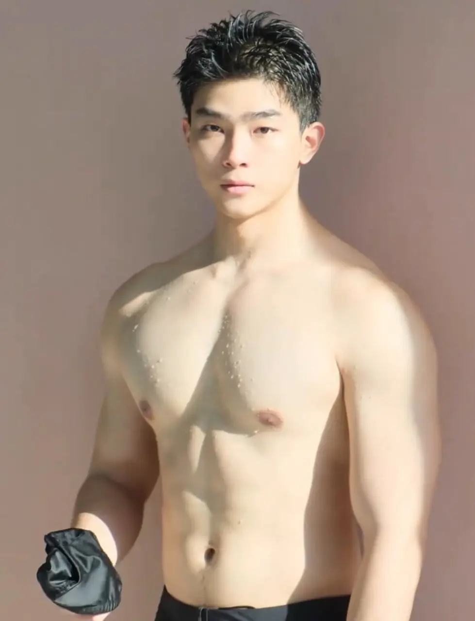 รูปหล่อเร้าอารมณ์ . 6