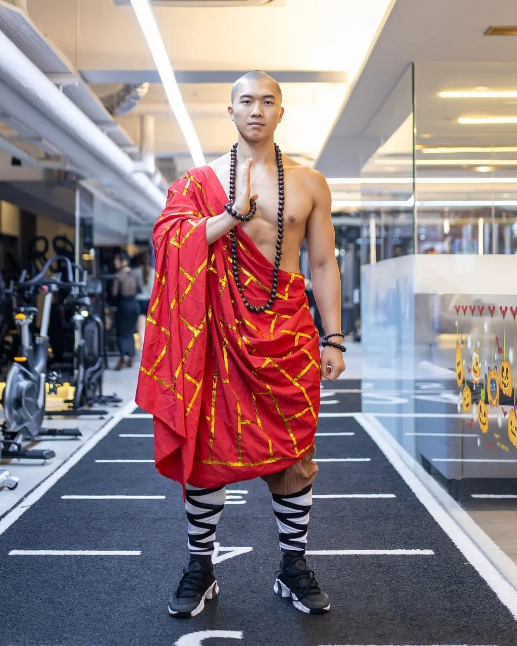 หนุ่มหล่อหลอกเสียว