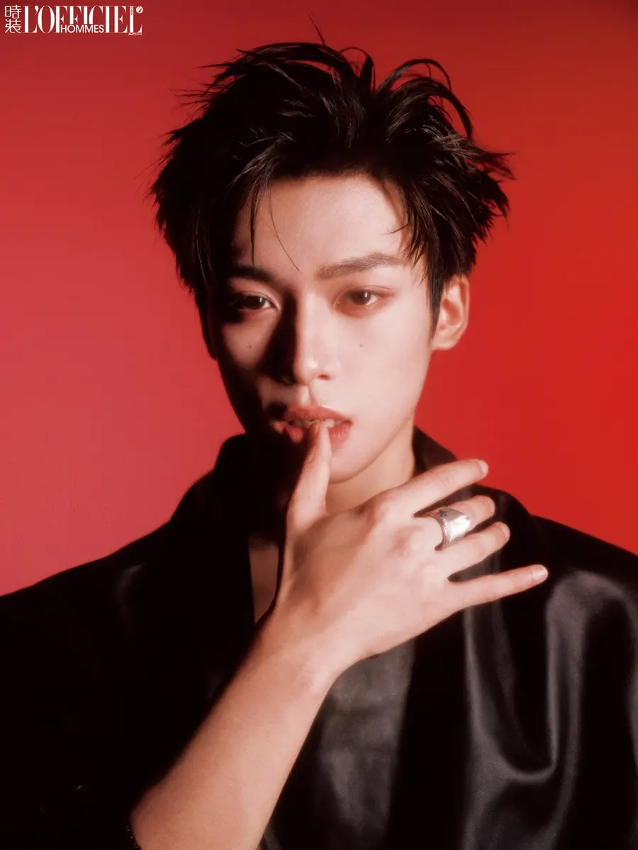 Ziyu @ L&rsquo;OFFICIEL HOMMES China September 2025