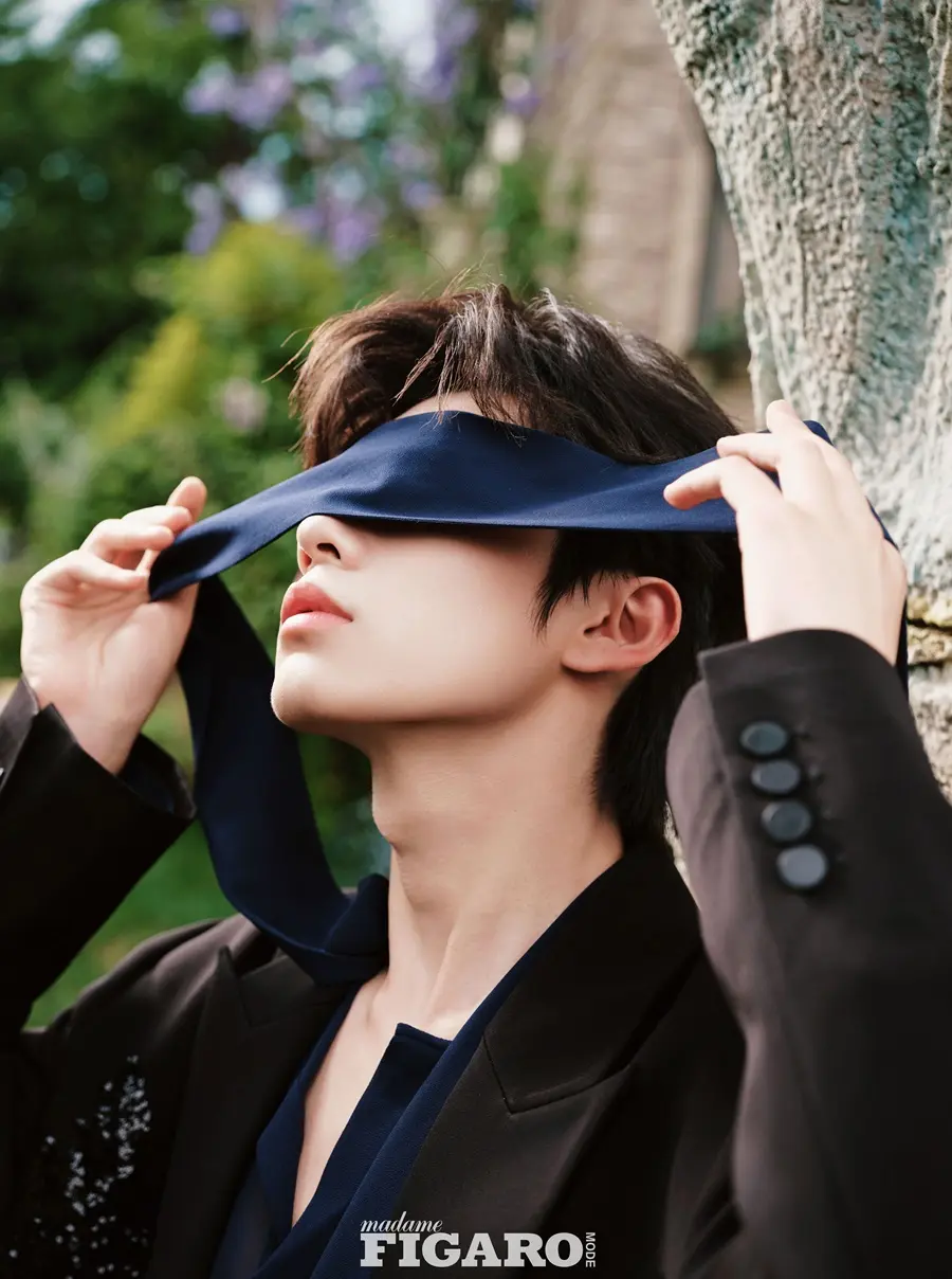 Sun Ensheng @ madame FIGARO MODE China October 2025