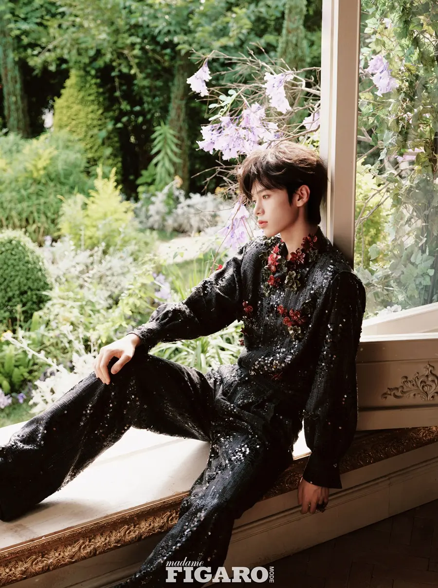 Sun Ensheng @ madame FIGARO MODE China October 2025