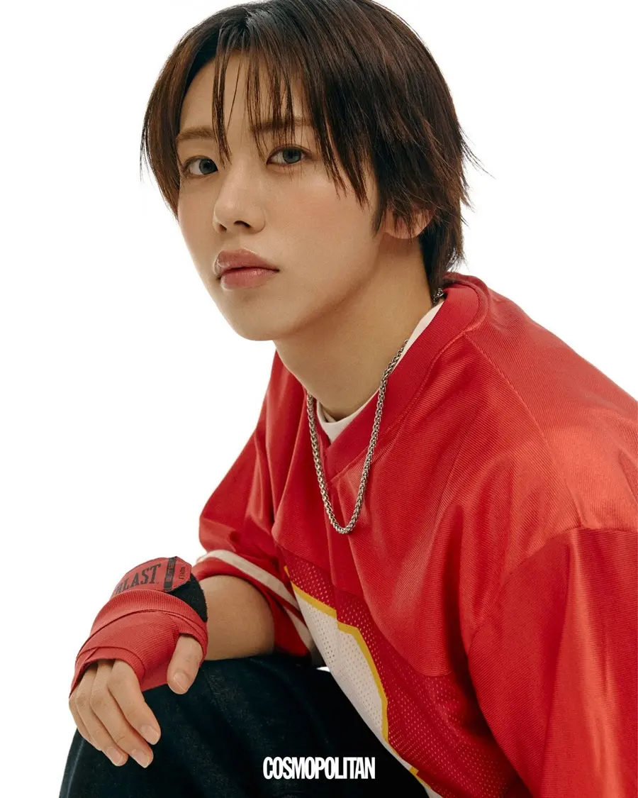 AHOF @ COSMOPOLITAN Korea October 2025