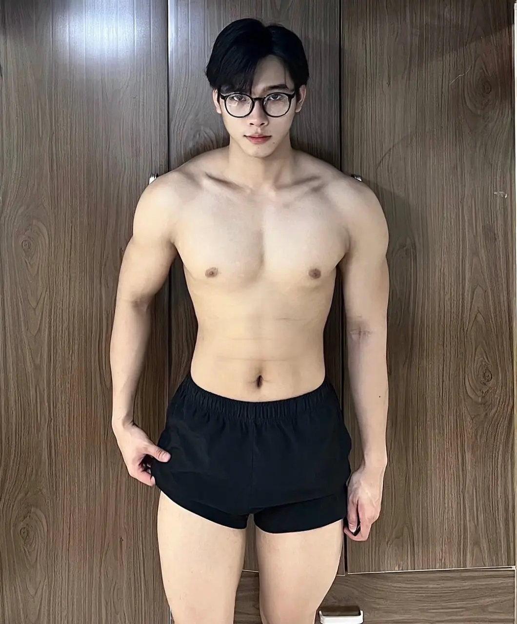 眼鏡男子〜Cool boys with glasses : Dũng Trần