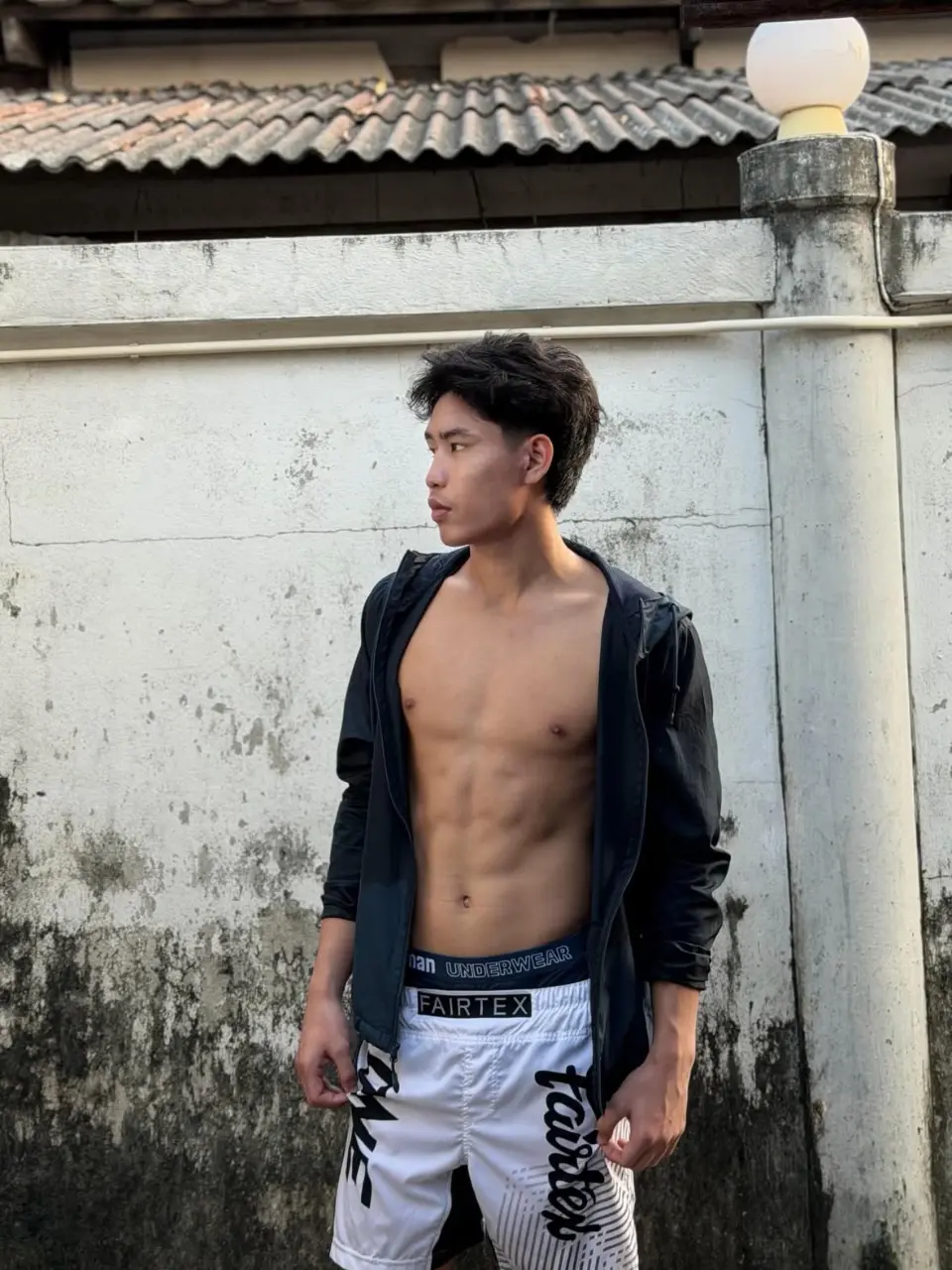 รูปหล่อเร้าอารมณ์ . 12