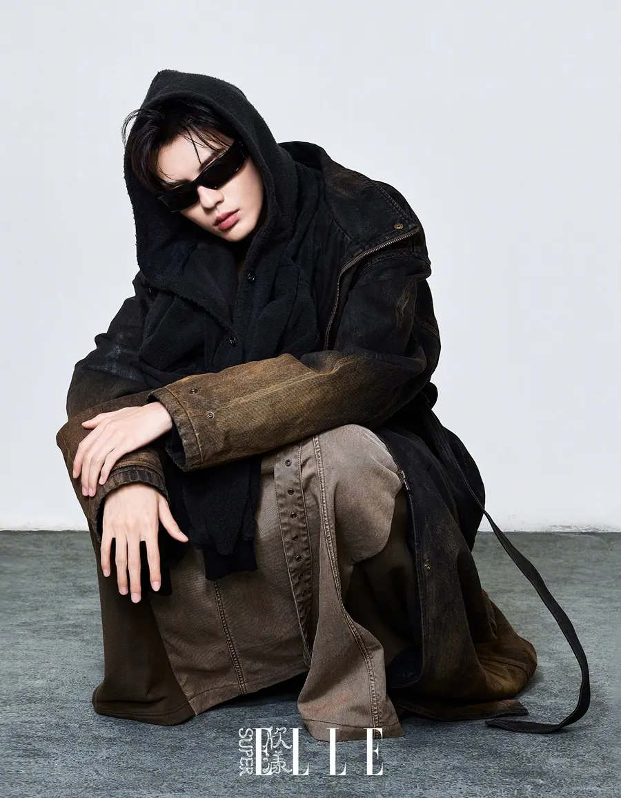 Bi Wenjun @ SuperELLE China September 2025