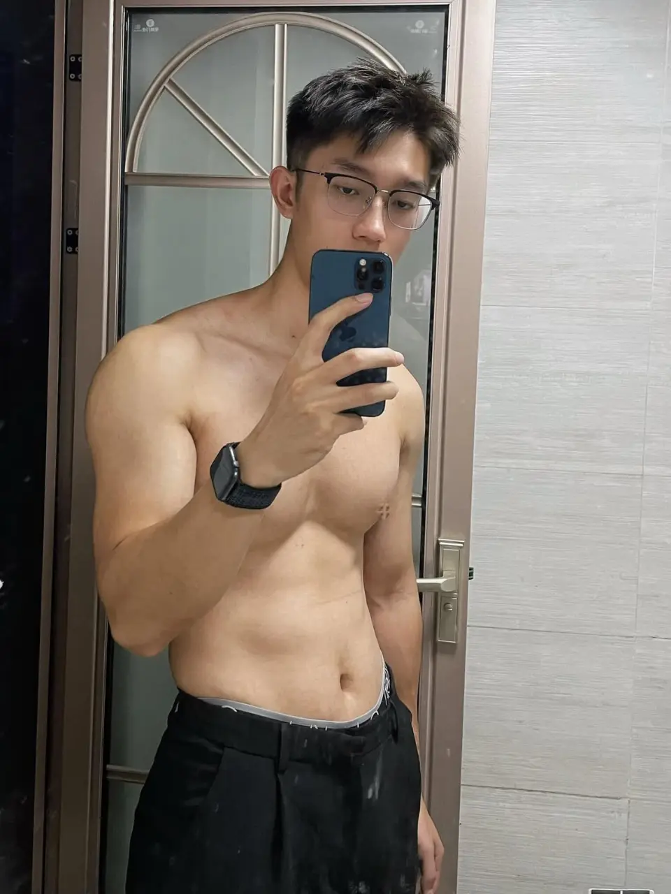 ถอดโชว์เรือนร่าง 2961