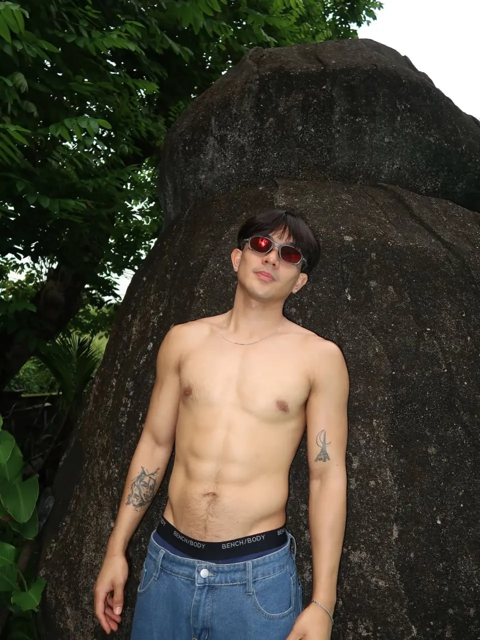กล้ามคนหล่อ